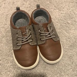Toddler Carter’s Boy sneaker